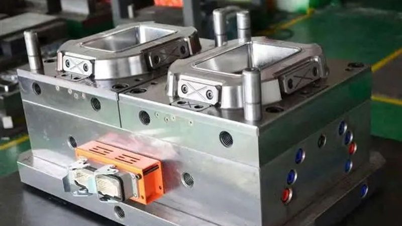 医疗注塑模具加工，关键在于精度与可靠性**